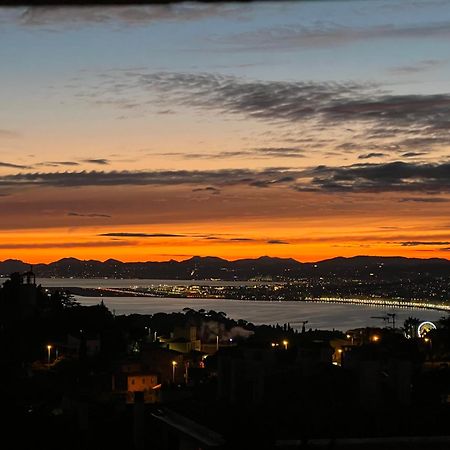 Agreable 3 Pieces Climatise Avec Vue Mer Et Parking Villefranche-sur-Mer Eksteriør bilde
