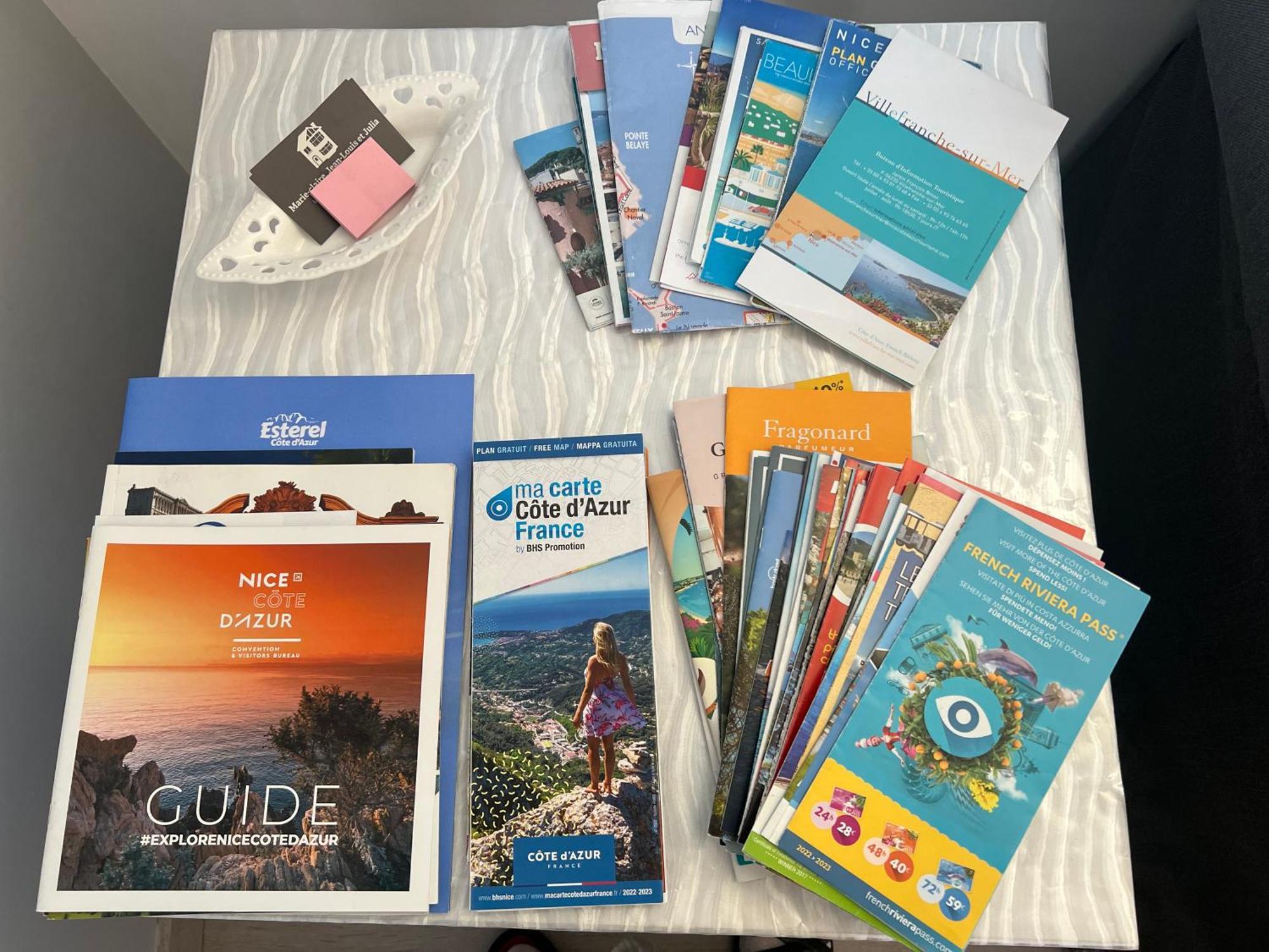 Agreable 3 Pieces Climatise Avec Vue Mer Et Parking Villefranche-sur-Mer Eksteriør bilde